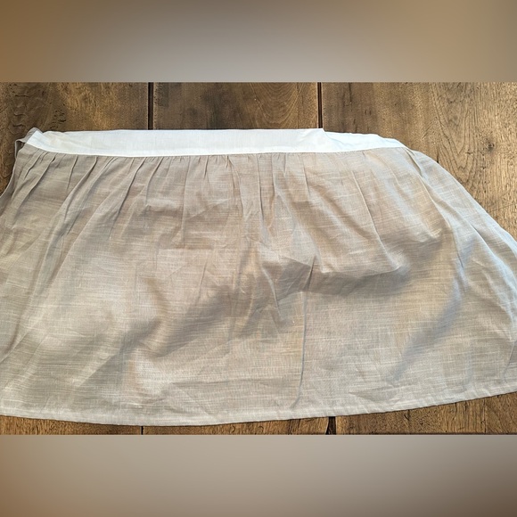 EUC RH Baby & Child Washed Linen-Cotton Crib Skirt in color grey. - Picture 1 of 6